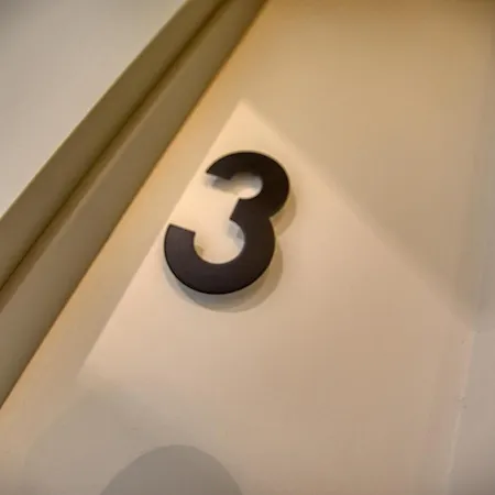 Private In A Traditional With Shared Roof Terrace And Jacuzzi Goblu Апартаменты Паола