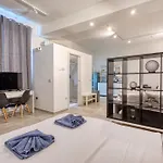 Private In A Traditional With Shared Roof Terrace And Jacuzzi Goblu * Cospicua