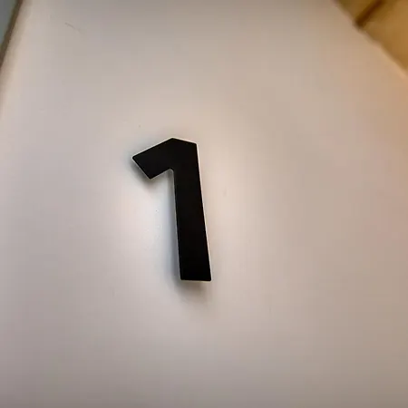 Private In A Traditional With Shared Roof Terrace And Jacuzzi Goblu דירה