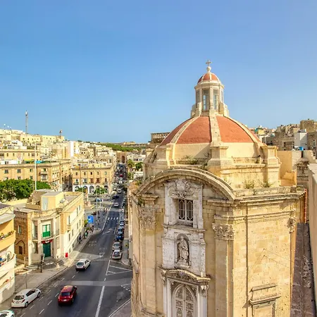 Apartamento Private In A Traditional With Shared Roof Terrace And Jacuzzi Goblu *